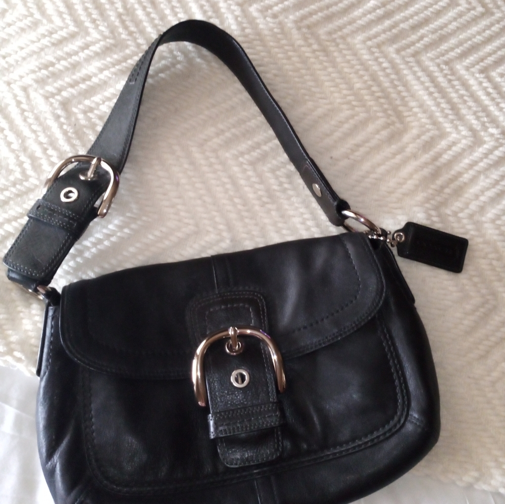 Coach beautiful shoulder bag